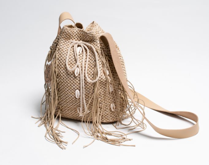 Pouch Straw Bag with Shells - Tropicana Collection